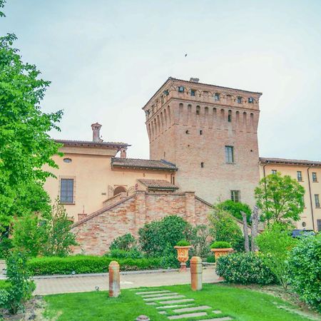 Hotel La Tavola Rotonda Кортемаджоре Экстерьер фото